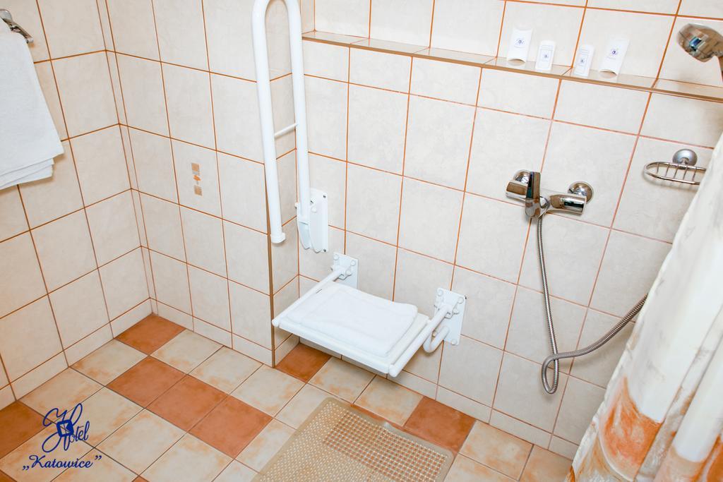 Hotel Katowice Economy Bagian luar foto