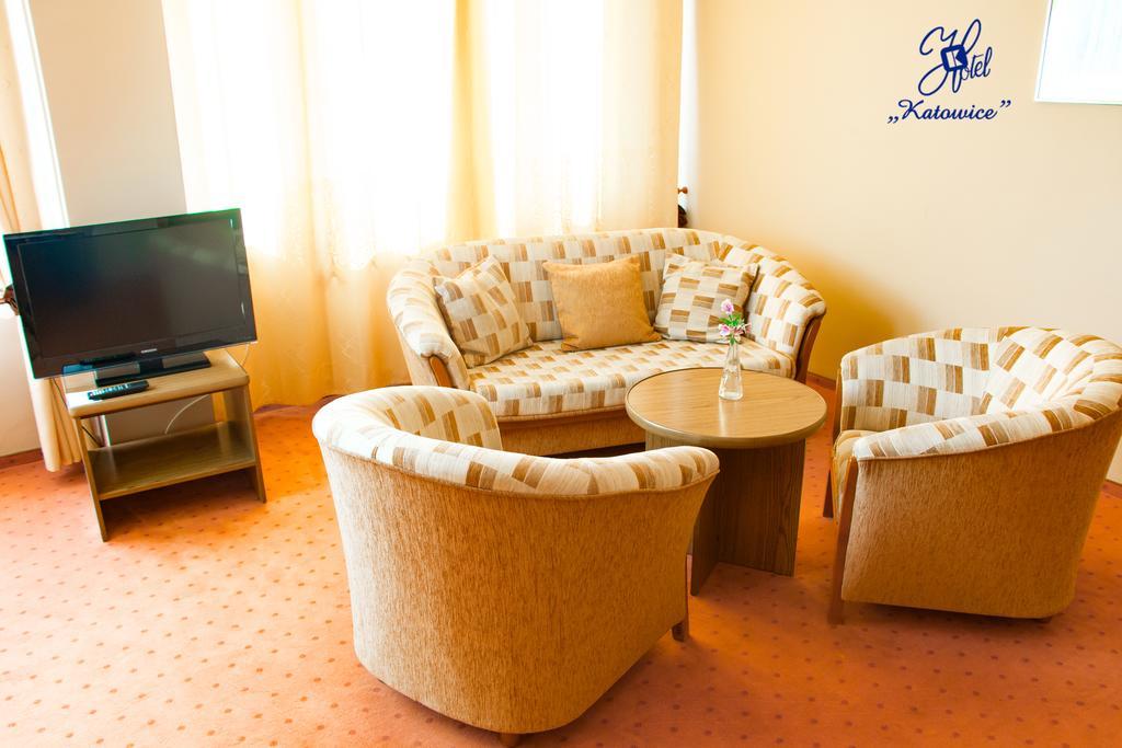 Hotel Katowice Economy Bagian luar foto