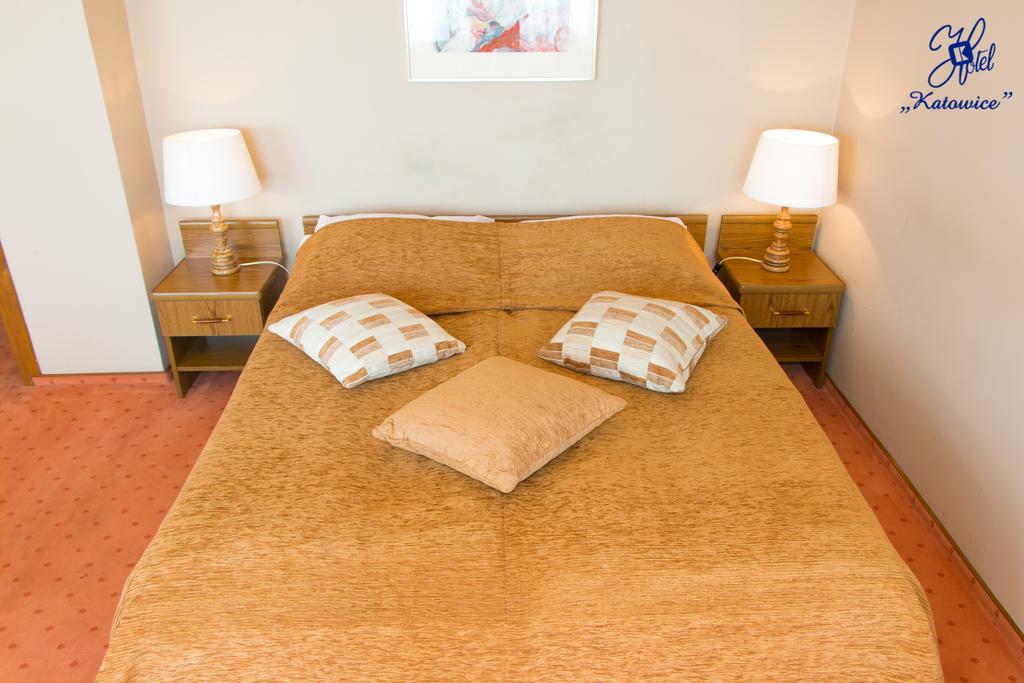 Hotel Katowice Economy Bagian luar foto