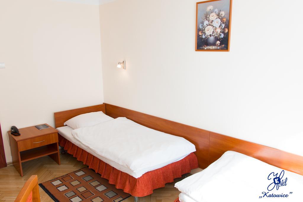 Hotel Katowice Economy Bagian luar foto