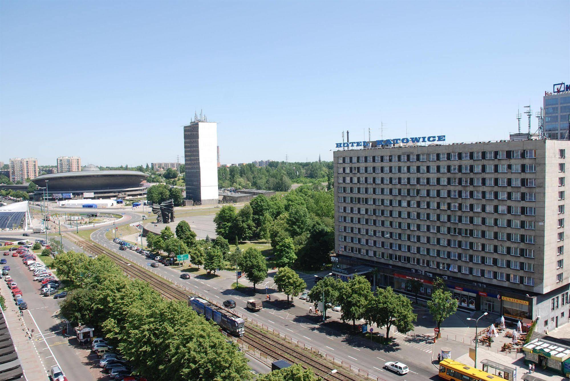 Hotel Katowice Economy Bagian luar foto